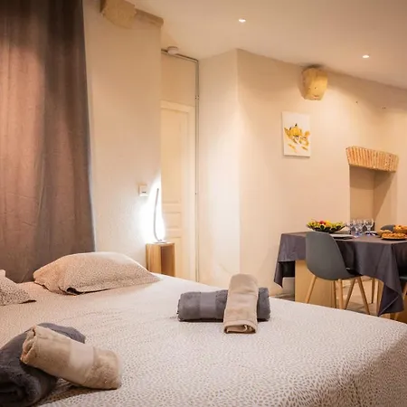 Hostcare - Les Bories - Coeur De *
